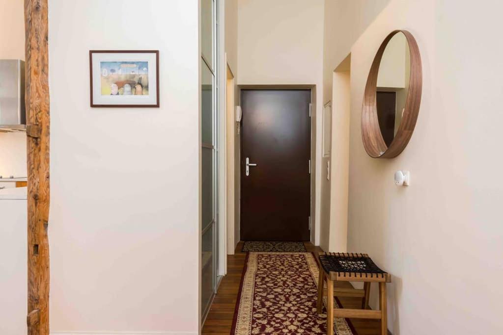 Best Location, Beautiful And Quiet Old Town Apt. Reval Esterno foto